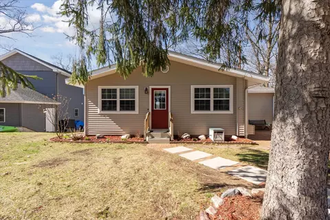 Exterior - 11283 Pinewood Dr, Jerome, MI 49249 photo 4 of 12