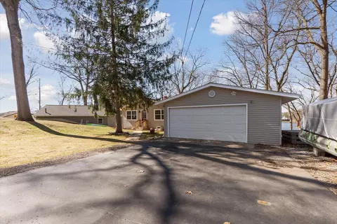 Exterior - 11283 Pinewood Dr, Jerome, MI 49249 photo 6 of 12