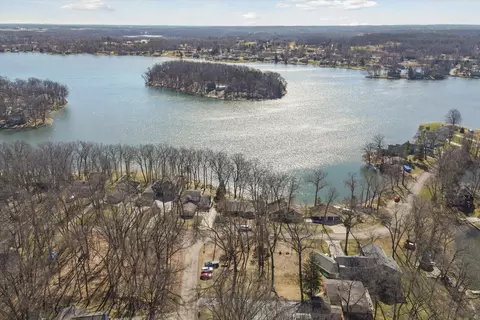 View/Area - 11283 Pinewood Dr, Jerome, MI 49249 photo 17 of 19