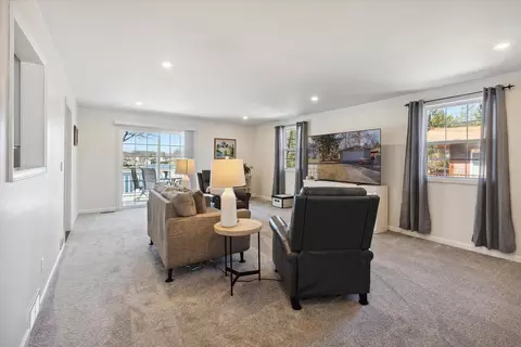 Living - 11283 Pinewood Dr, Jerome, MI 49249 photo 1 of 7