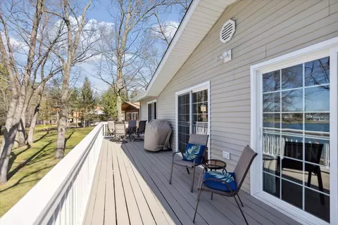 Exterior - 11283 Pinewood Dr, Jerome, MI 49249 photo 7 of 12