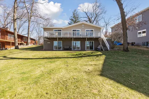 11283 Pinewood Dr, Jerome, MI 49249
