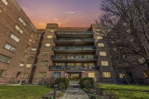 505 Cherry St SE #604, Grand Rapids, MI 49503