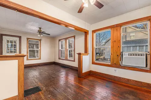 334 E Congress St, Belding, MI 48809 photo 6