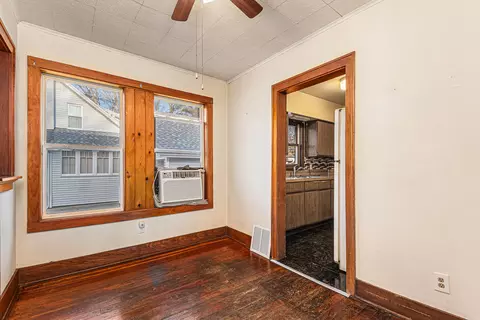 334 E Congress St, Belding, MI 48809 photo 8