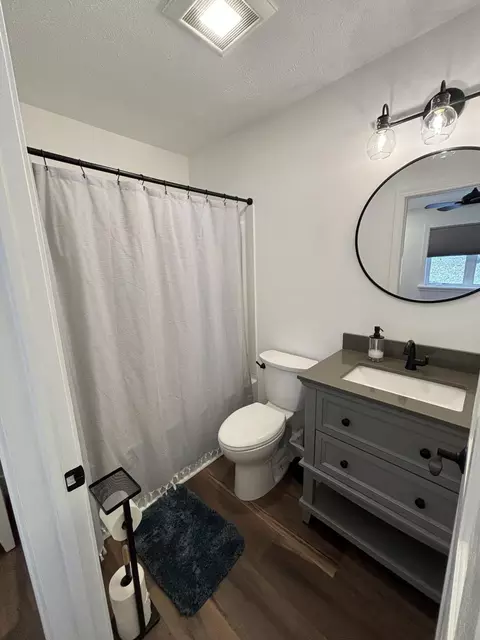 Bath - 2368 Lakeside Dr, Stanton, MI 48888 photo 1 of 3