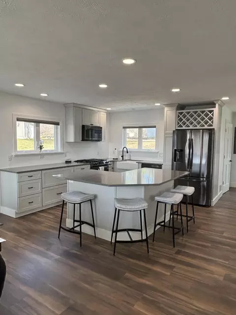 Kitchen - 2368 Lakeside Dr, Stanton, MI 48888 photo 2 of 2