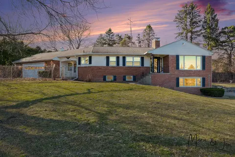 311 E 1st St, Trufant, MI 49347