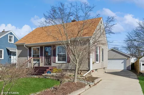 511 Donna Dr, St. Joseph, MI 49085