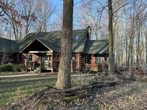 10444 Johnson St, Grand Haven, MI 49417