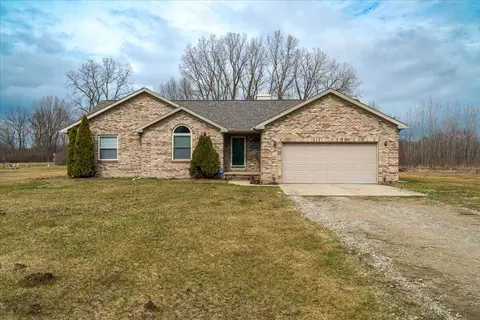 50546 Wear Rd, Belleville, MI 48111