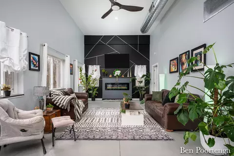 7579 E Davis Trl, Newaygo, MI 49337 photo 12