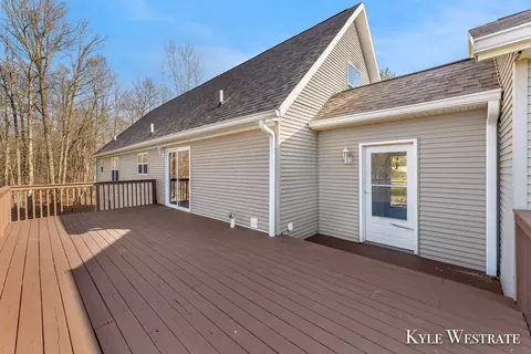 7158 Riverwood Dr, Belding, MI 48809 photo 45
