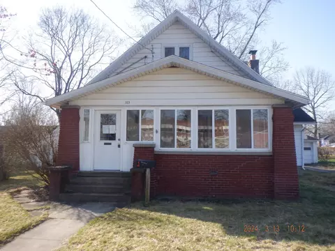 323 W Orleans St, Otsego, MI 49078