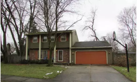 2120 Montego Dr, Lansing, MI 48912
