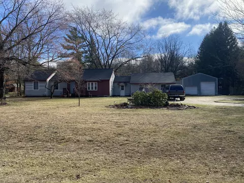 1492 Delz Dr, North Muskegon, MI 49445