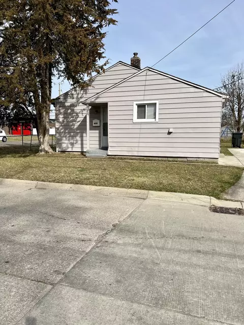 32164 Genessee St, Westland, MI 48186