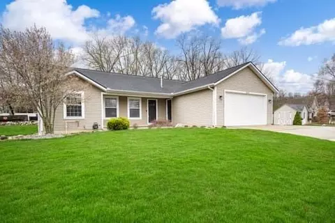 4420 Grand Ridge Dr SW, Wyoming, MI 49418