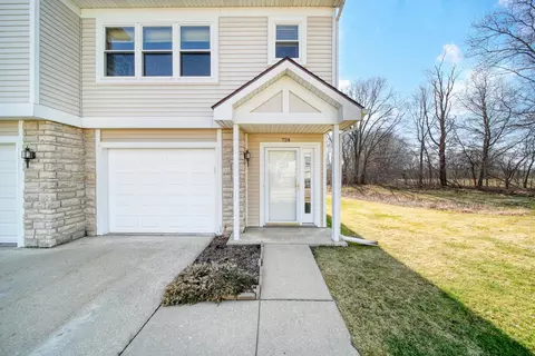 724 Cobblestone Way, Chelsea, MI 48118