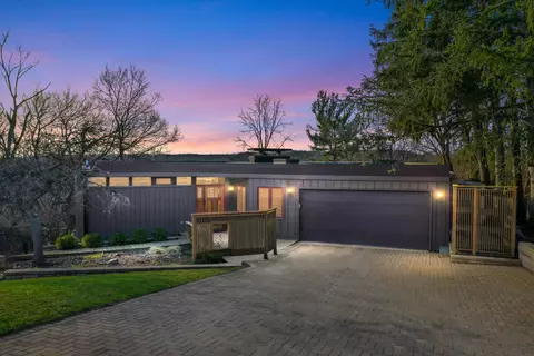 1745 Westridge Rd, Ann Arbor, MI 48105