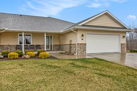 111 Joann Trl #6, Saline, MI 48176