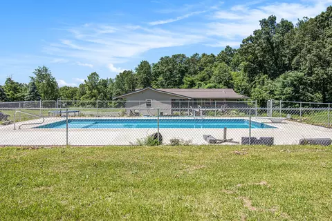 2478 Katie Ln, Parma, MI 49269 photo 2