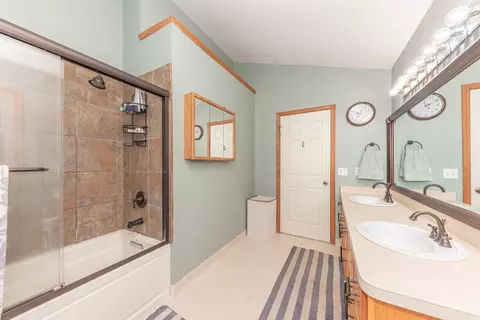 4543 Cameron Cir, Dexter, MI 48130 photo 41