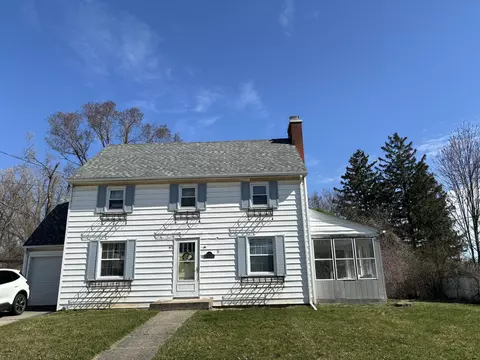 291 Ann Arbor St, Manchester, MI 48158