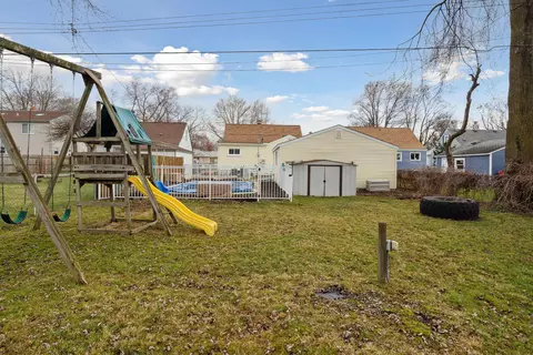1018 Coolidge Ave, Clawson, MI 48017 photo 29