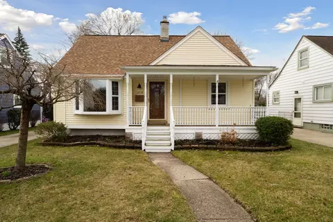 1018 Coolidge Ave, Clawson, MI 48017 photo 3