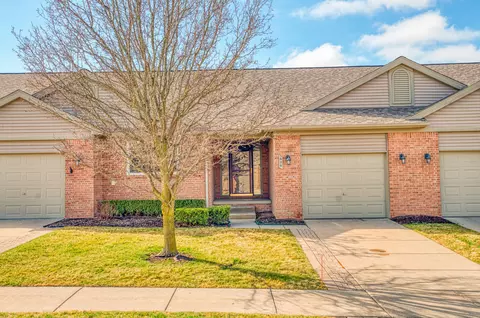 629 Bristol Dr, Chelsea, MI 48118