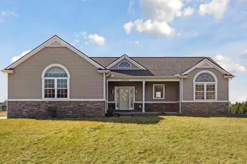 12258 Old Farm Ln, Grass Lake, MI 49240