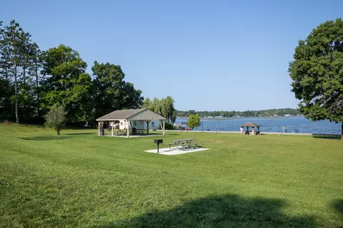 628 S Cloverhill Rd, Jackson, MI 49201 photo 39