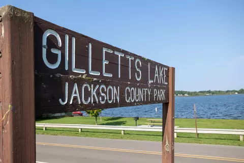 628 S Cloverhill Rd, Jackson, MI 49201 photo 35