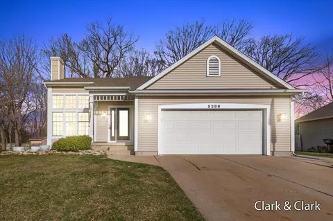 5286 Palmair Dr SW, Wyoming, MI 49418