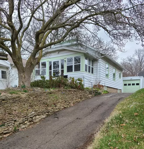 1223 Loeser Ave, Jackson, MI 49203
