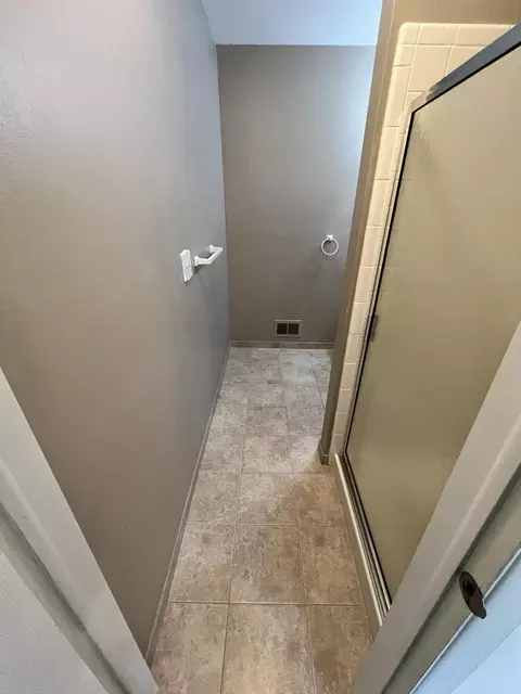 6965 Woonsocket St, Canton, MI 48187 photo 30