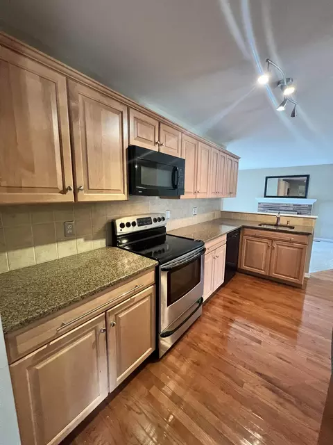 6965 Woonsocket St, Canton, MI 48187 photo 7