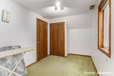 610 S Front St, Belding, MI 48809 photo 18