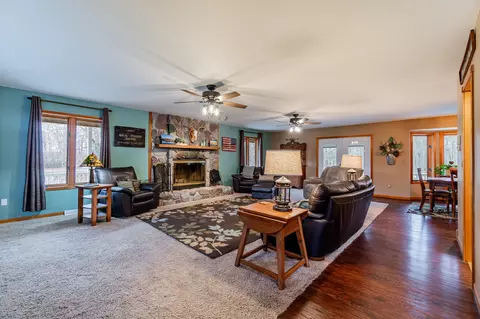 13477 Capernall Rd, Carleton, MI 48117 photo 9
