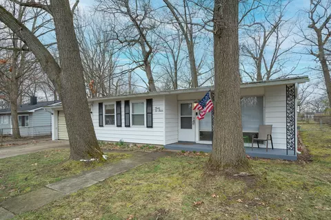 2611 Cimarron Dr, Kalamazoo, MI 49004
