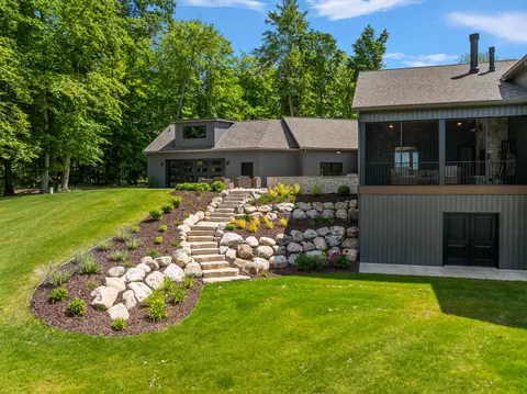 Exterior - 4992 E Loop Rd, Hesperia, MI 49421 photo 14 of 16