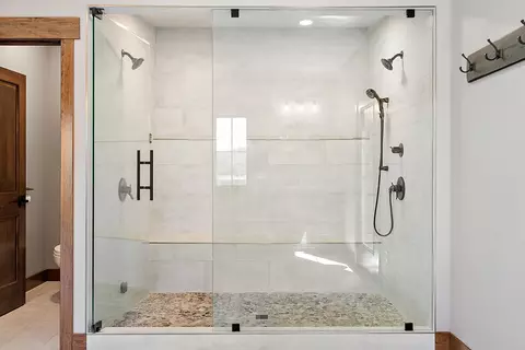 Bath - 4992 E Loop Rd, Hesperia, MI 49421 photo 5 of 10