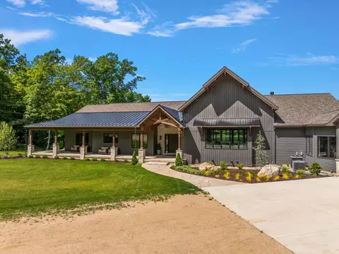 Exterior - 4992 E Loop Rd, Hesperia, MI 49421 photo 3 of 16