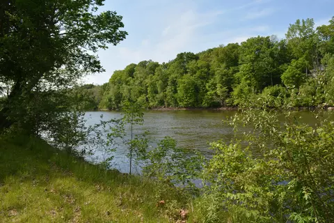 derfla drive, St. Joseph, MI 49085