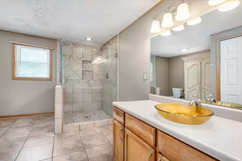 337 5th St, Plainwell, MI 49080 photo 18