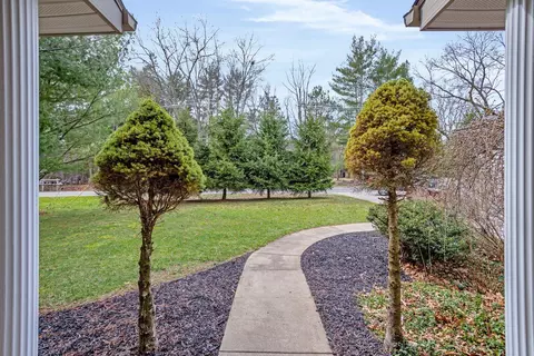 5511 S Jackson Rd, Jackson, MI 49201 photo 8