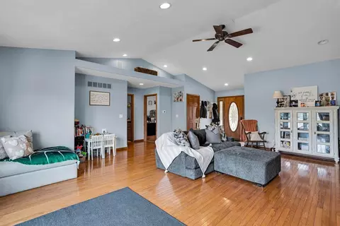 5511 S Jackson Rd, Jackson, MI 49201 photo 16