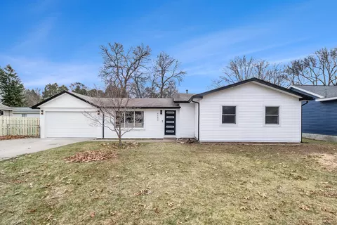4680 Jerome Rd, Clarkston, MI 48346