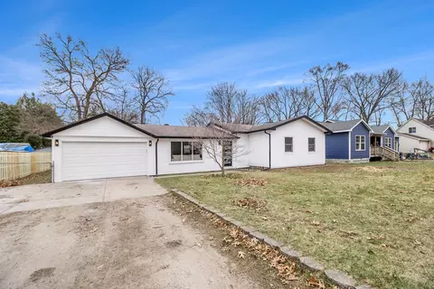 4680 Jerome Rd, Clarkston, MI 48346 photo 2